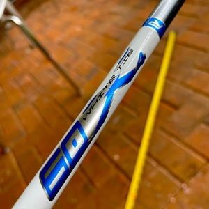 Cobra Max White Tie X4 graphite Golf Shaft 2 Pc in regular flex